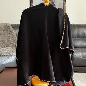 Women’s Black Wrap OS